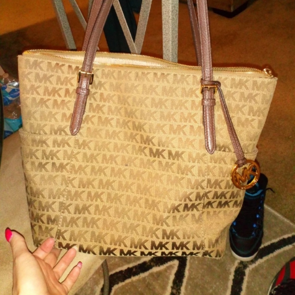 Michael Kors purse